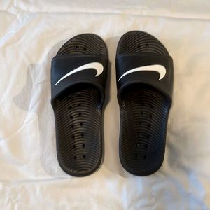 Nike Kawa Slides